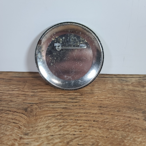 Vintage 1992 Pinback Sports- Tennis- Connors vs Navratilova caesars palace 3inch - Picture 3 of 5